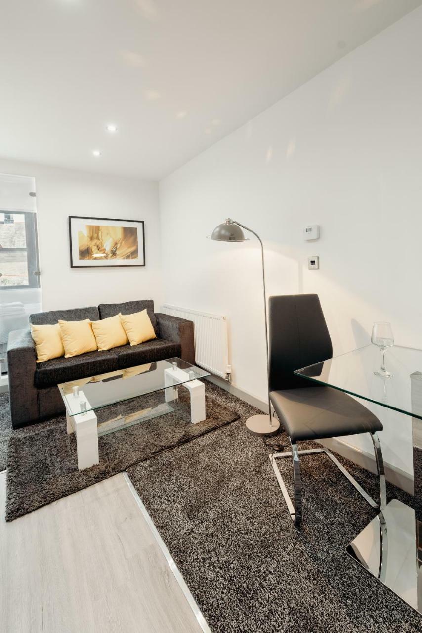 Serviced Apartments At Halifax House Exteriör bild