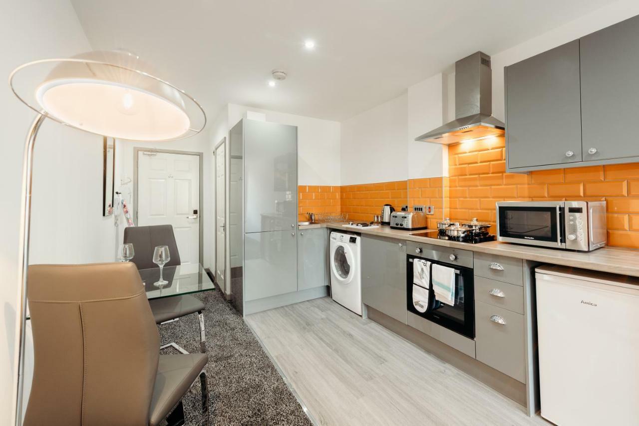 Serviced Apartments At Halifax House Exteriör bild