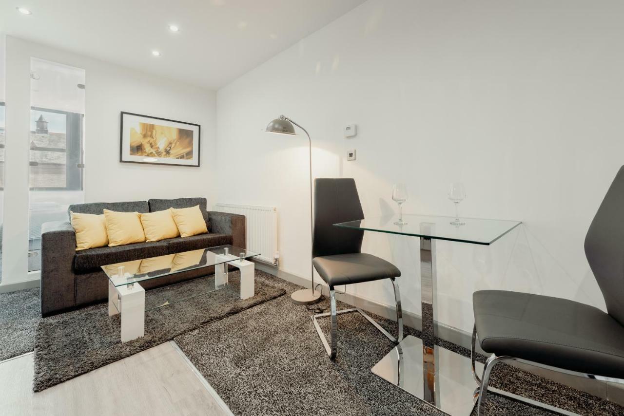 Serviced Apartments At Halifax House Exteriör bild