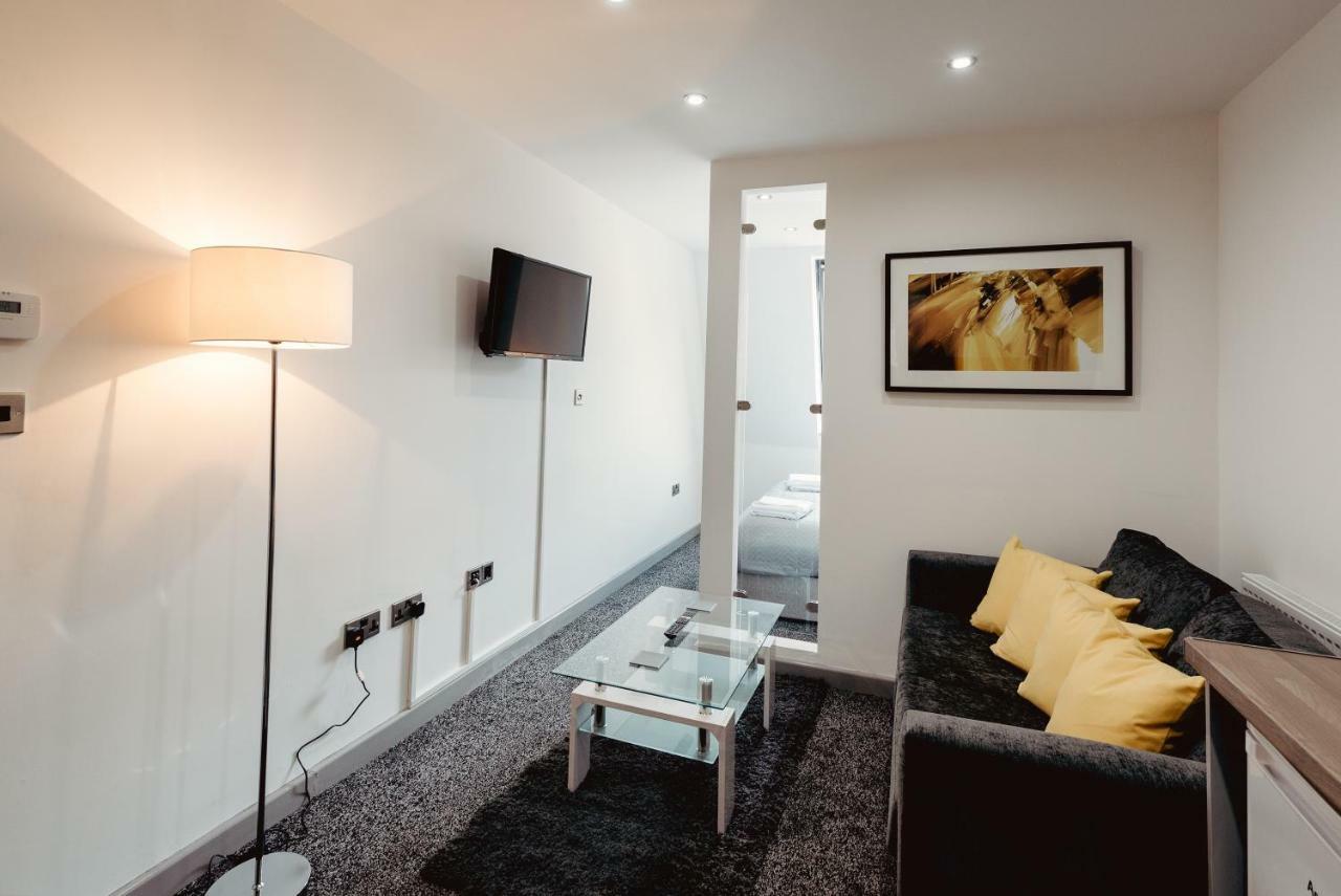 Serviced Apartments At Halifax House Exteriör bild