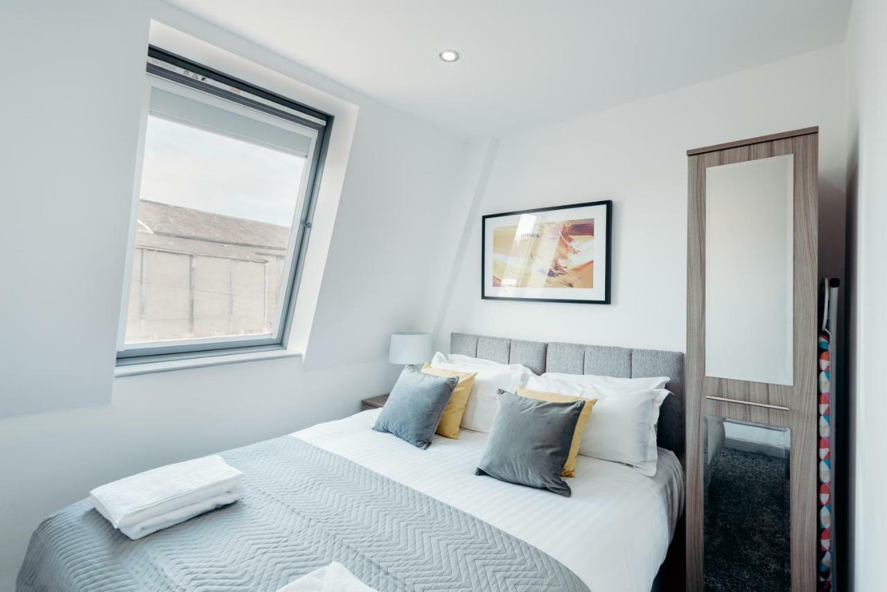 Serviced Apartments At Halifax House Exteriör bild